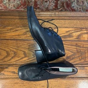 Easy spirit size 7.5 leather ankle boots